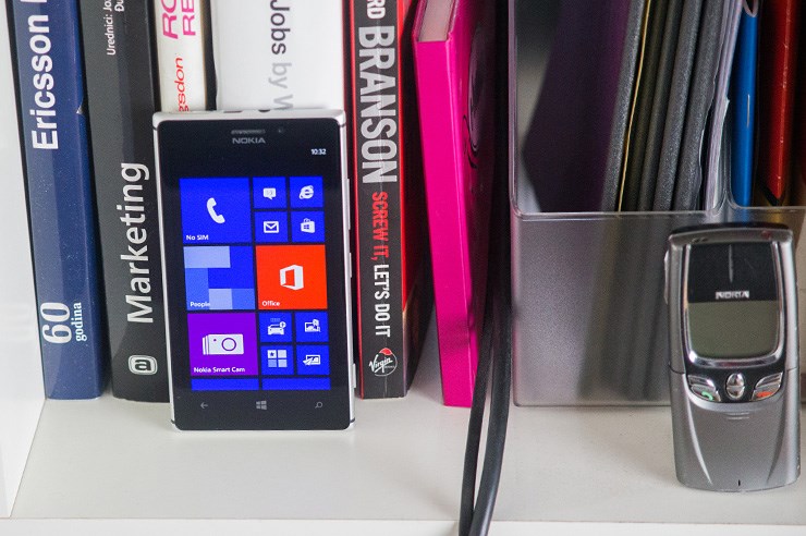 Nokia Lumia 925 (22).jpg